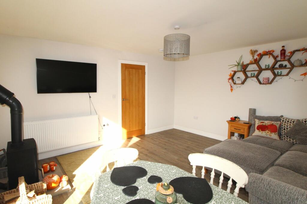 Additional property image - Penistone Fold, Oxenhope, Keighley, BD22