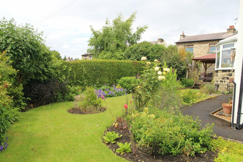 Additional property image - Daleside Road, Riddlesden, Keighley, BD20