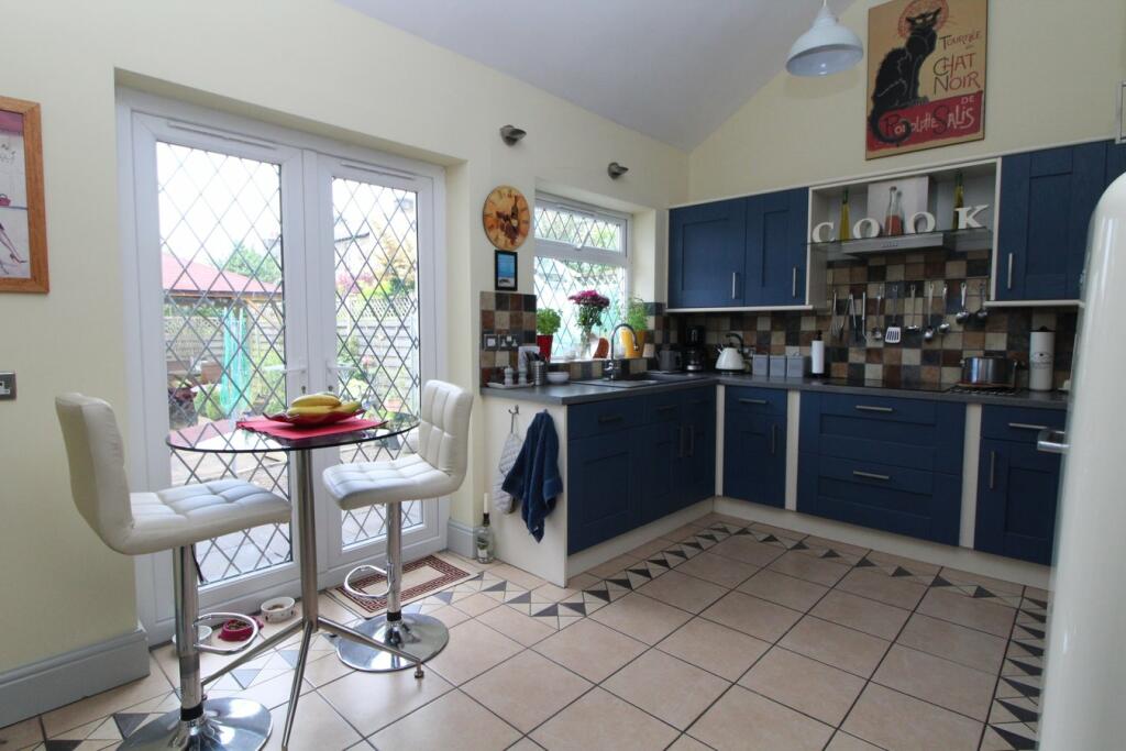 Additional property image - Daleside Road, Riddlesden, Keighley, BD20