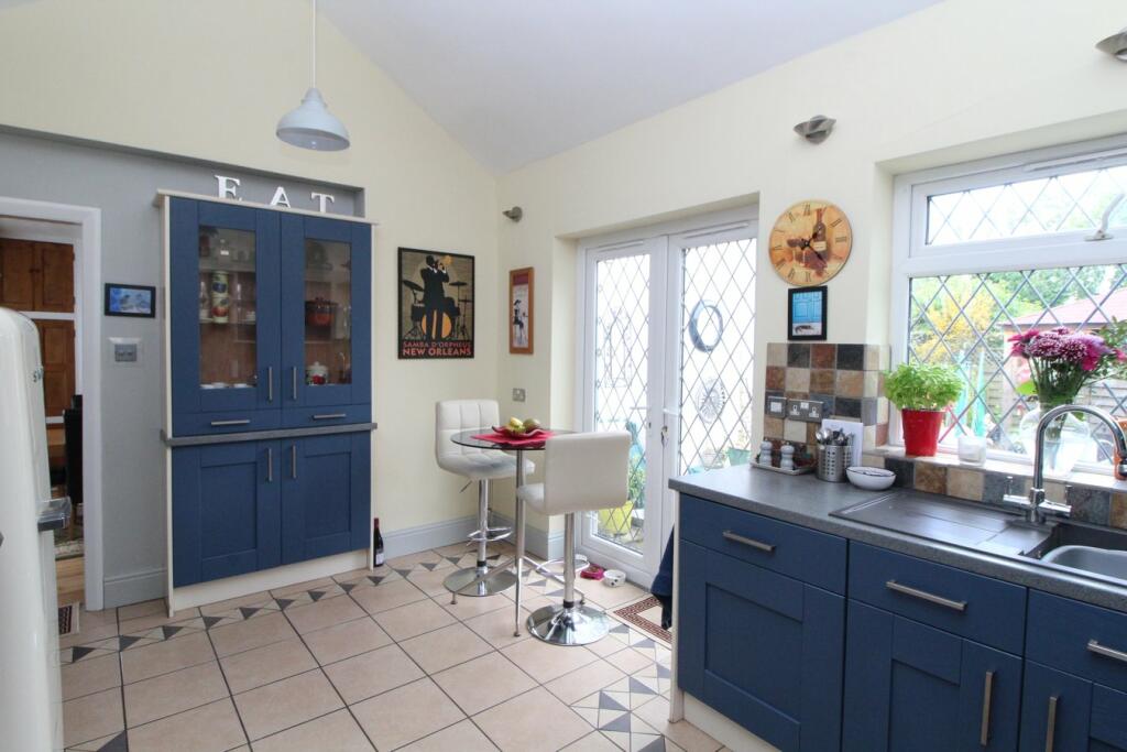 Additional property image - Daleside Road, Riddlesden, Keighley, BD20