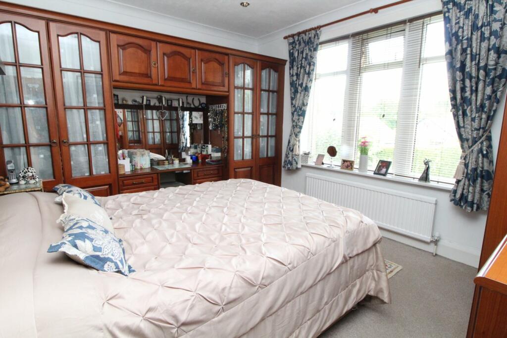 Additional property image - Daleside Road, Riddlesden, Keighley, BD20
