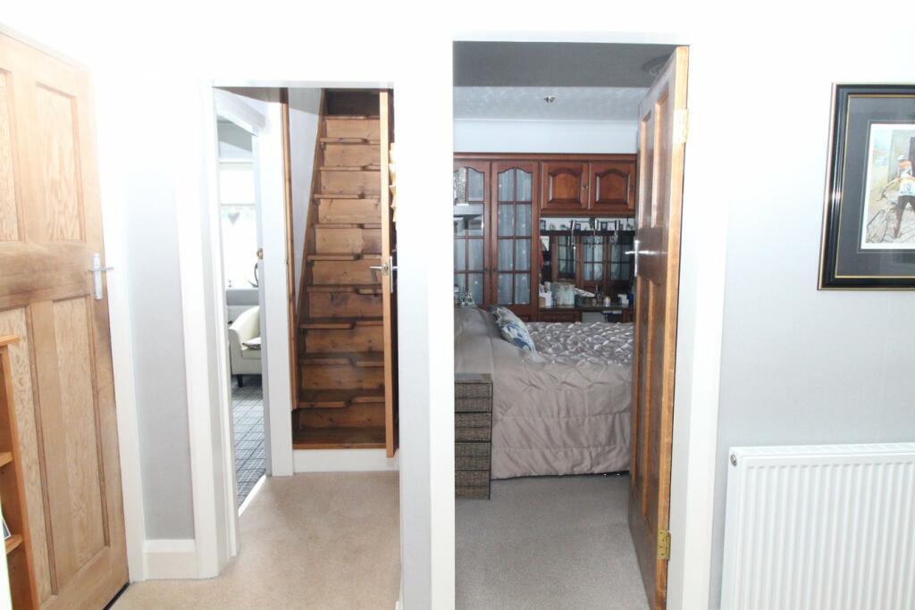 Additional property image - Daleside Road, Riddlesden, Keighley, BD20