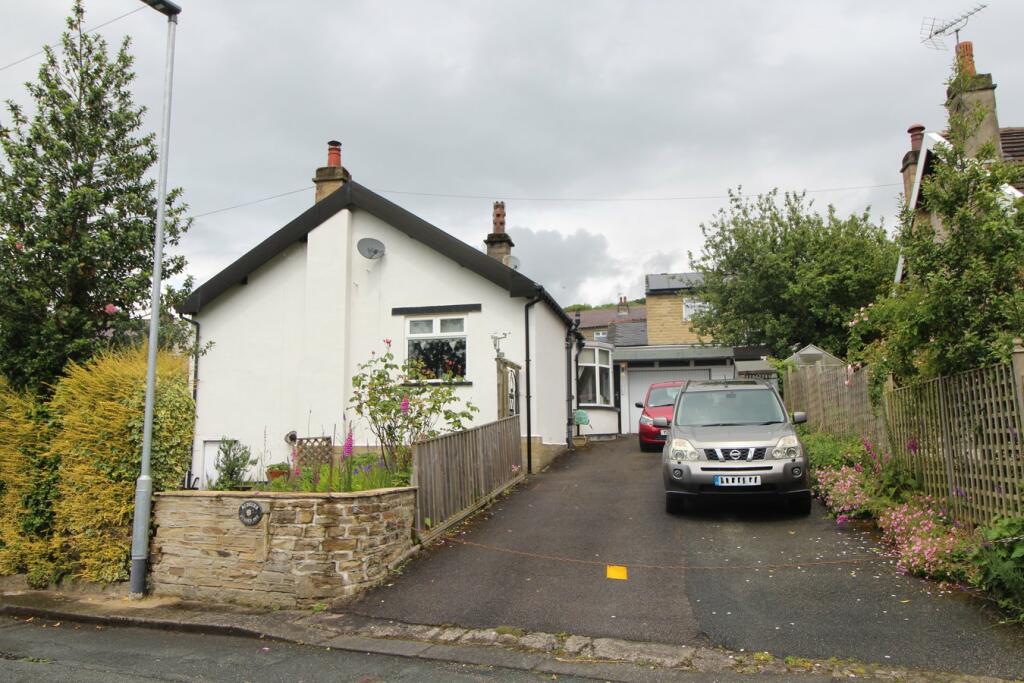 Additional property image - Daleside Road, Riddlesden, Keighley, BD20