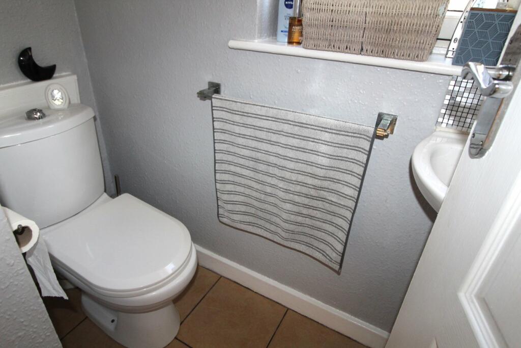 Additional property image - Wheathead Lane, Keighley, BD22