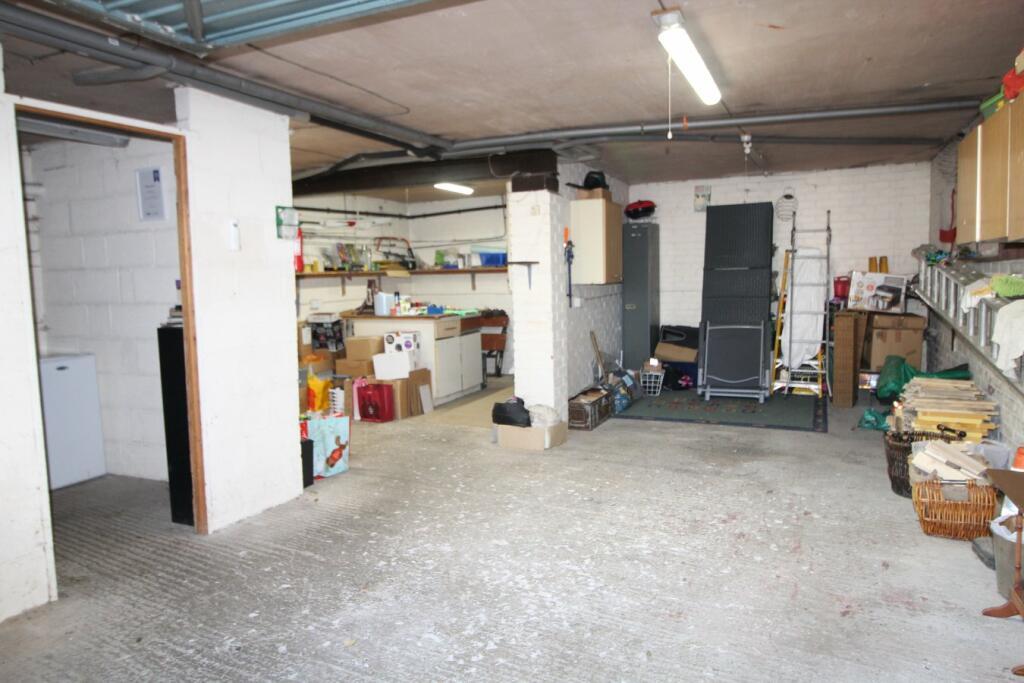 Additional property image - Wheathead Lane, Keighley, BD22