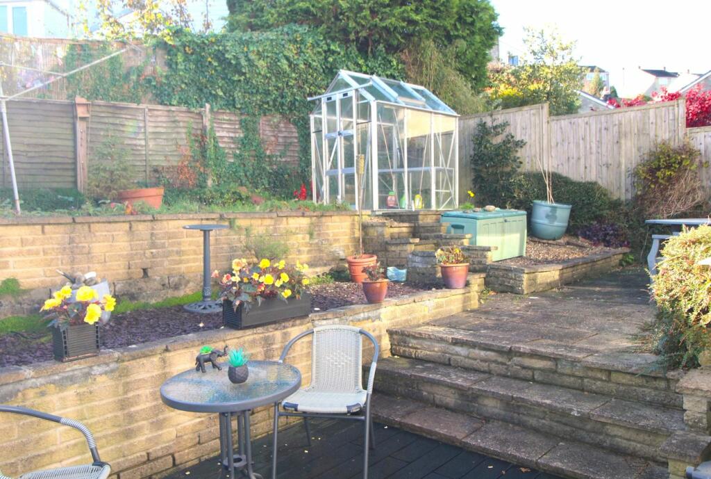 Additional property image - Wheathead Lane, Keighley, BD22