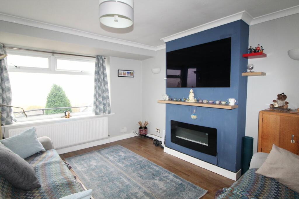 Additional property image - Dunkirk Rise, Riddlesden, Keighley, BD20