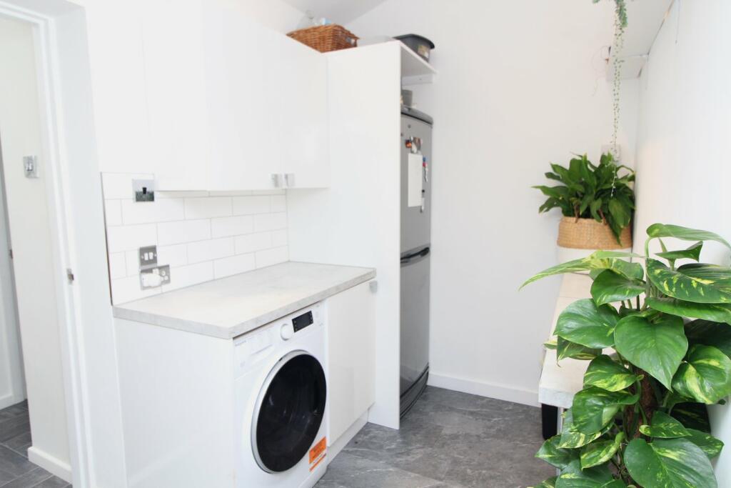 Additional property image - Golden View Drive, Thwaites Brow, Keighley, BD21