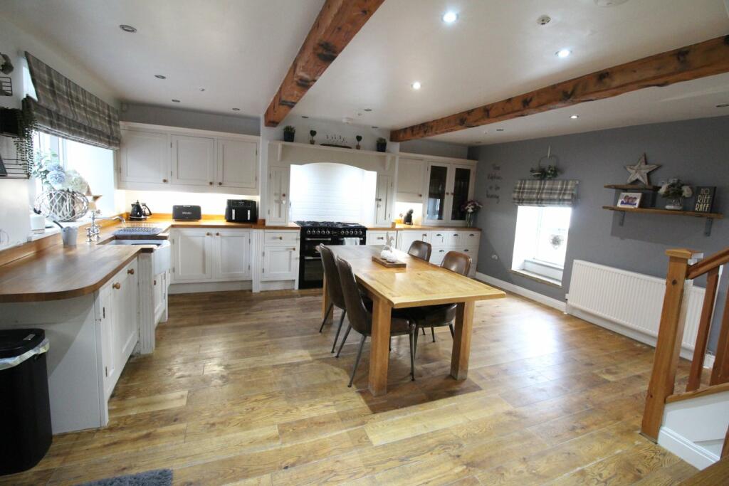 Additional property image - Hob Cote Lane, Oakworth, Keighley, BD22