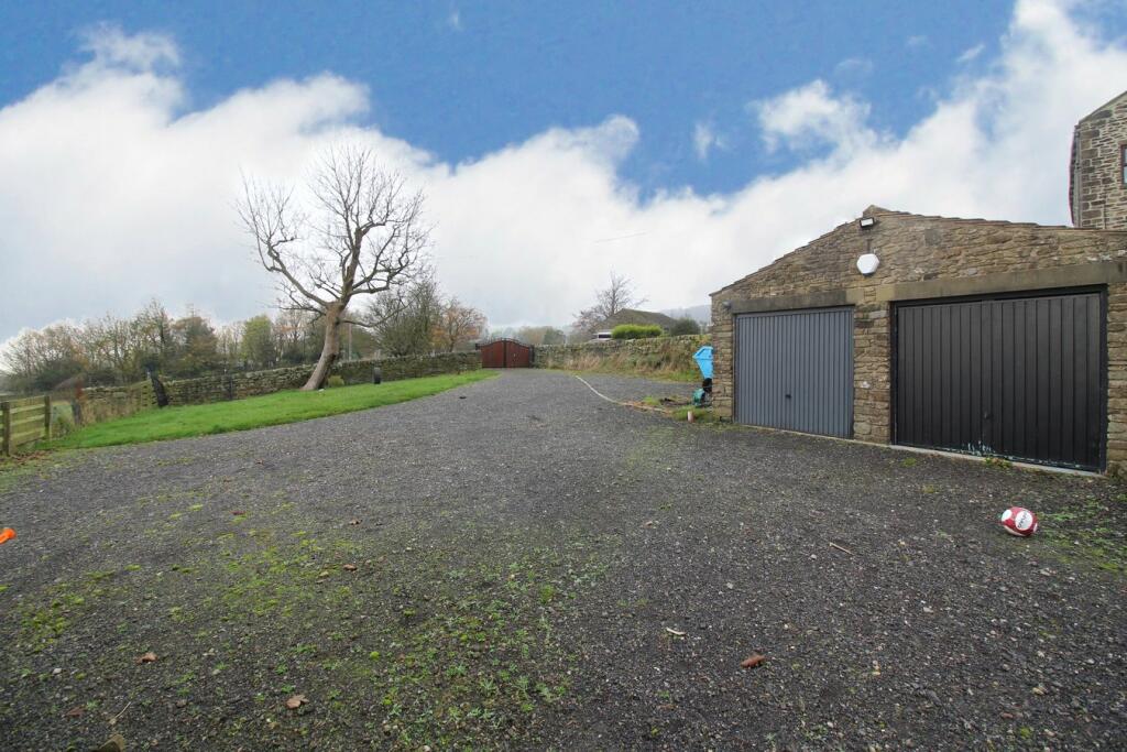 Additional property image - Hob Cote Lane, Oakworth, Keighley, BD22