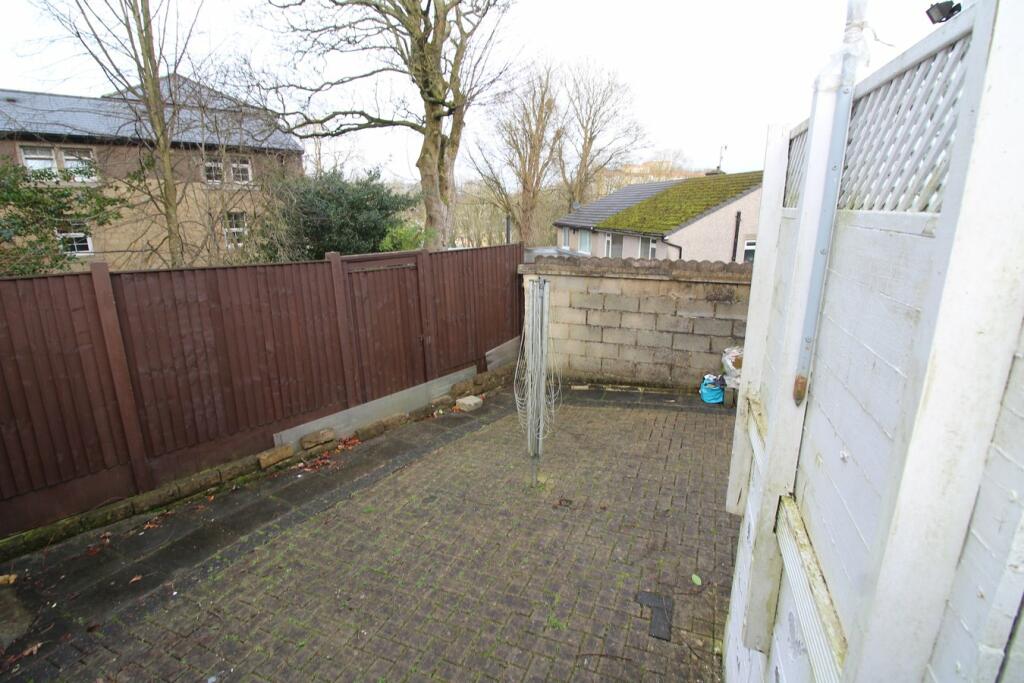 Additional property image - Woodworth Grove, Keighley, BD21