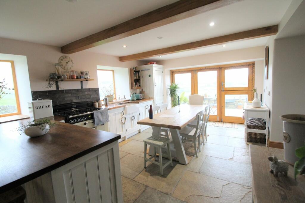 Additional property image - Stone Lane, Oxenhope, Keighley, BD22