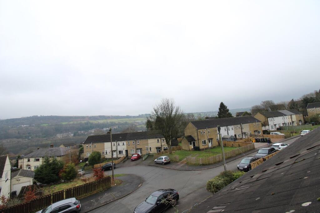 Additional property image - Greystones Drive, Keighley, BD22