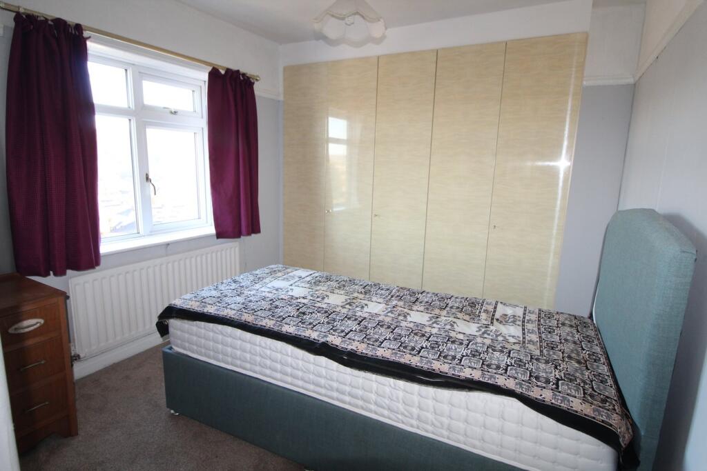 Additional property image - Cranleigh Mount, Keighley, BD21