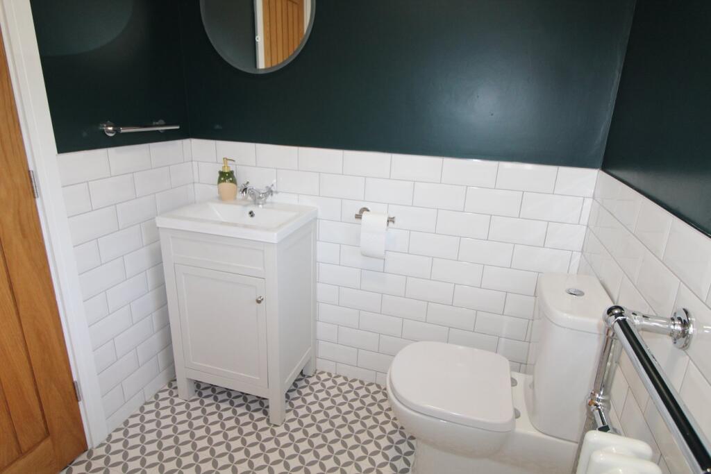Additional property image - Wheathead Lane, Exley Head, Keighley, BD22