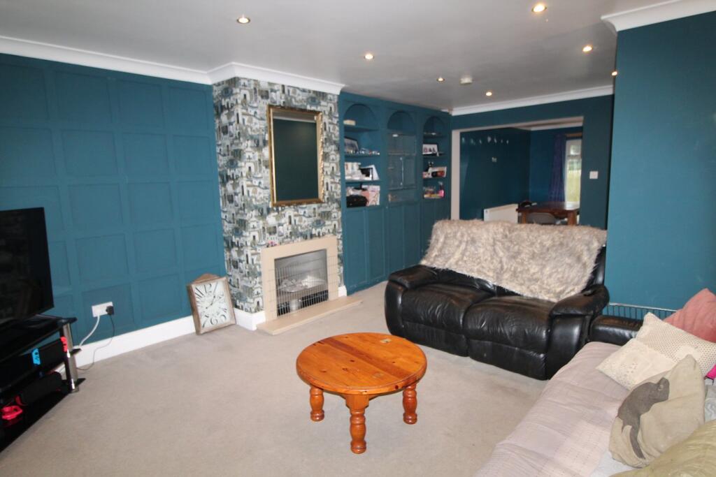 Additional property image - Windsor Grove, Oakworth, Keighley, BD22