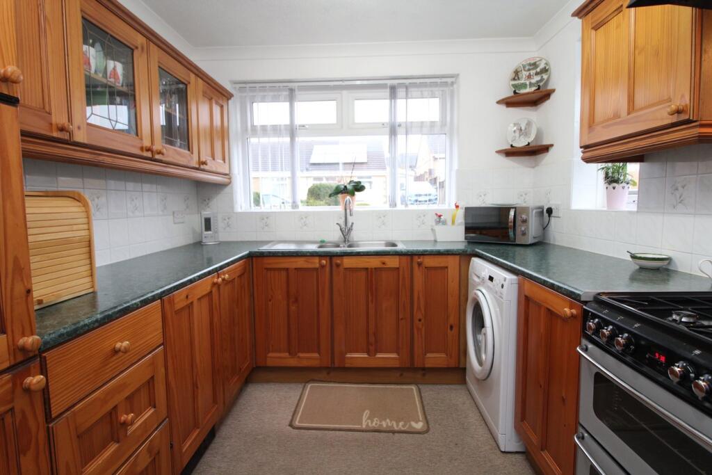 Additional property image - Linden Rise, Long Lee, Keighley, BD21