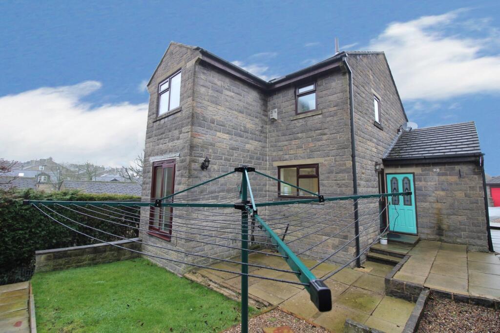 Additional property image - Ling Park Avenue, Wilsden, Bradford, BD15