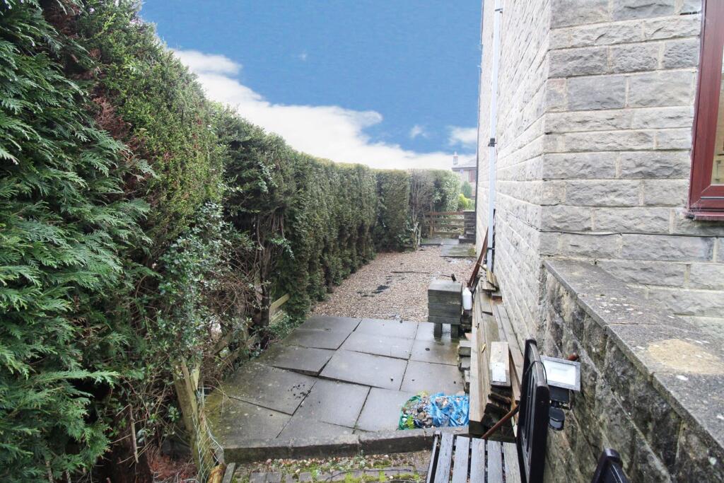 Additional property image - Ling Park Avenue, Wilsden, Bradford, BD15