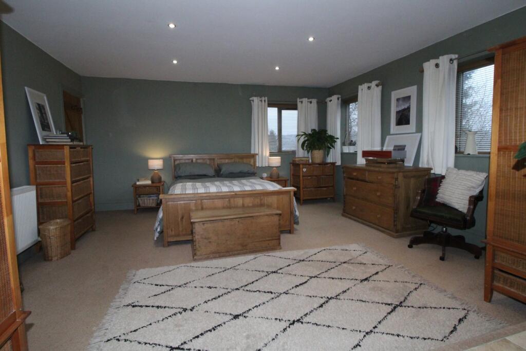 Additional property image - High Cote, Riddlesden, Keighley, BD20