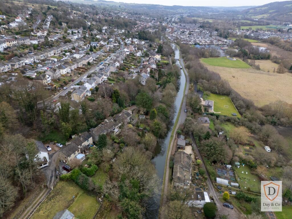 Additional property image - High Cote, Riddlesden, Keighley, BD20