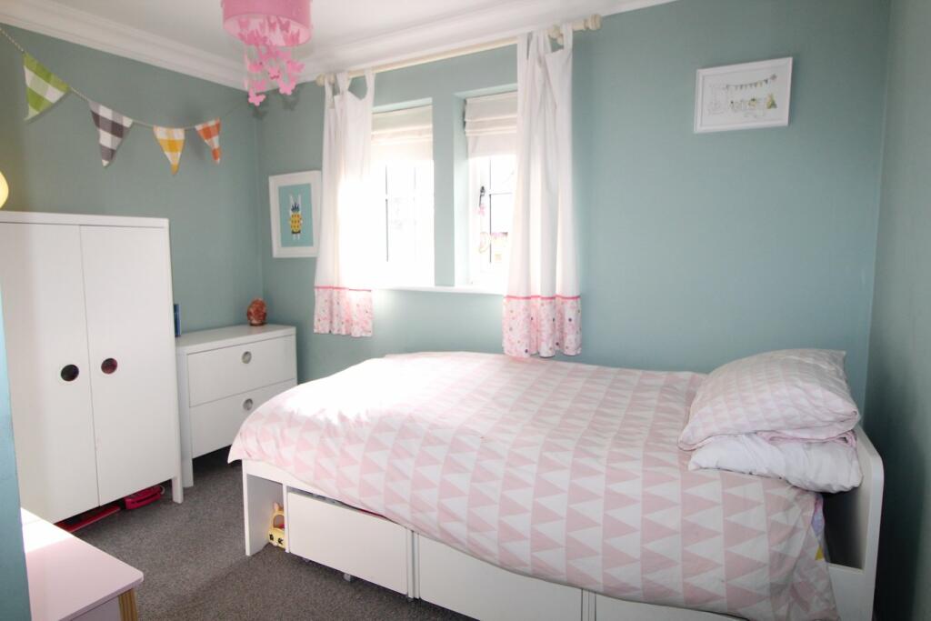 Additional property image - Denholme House Farm Drive, Denholme Gate, Bradford, BD13