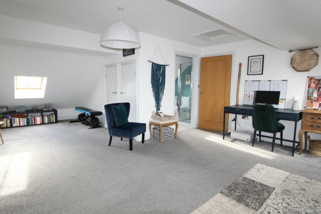 Additional property image - Denholme House Farm Drive, Denholme Gate, Bradford, BD13