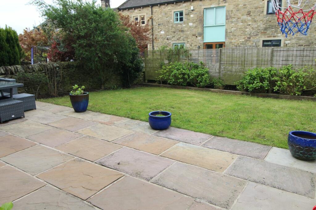 Additional property image - Denholme House Farm Drive, Denholme Gate, Bradford, BD13