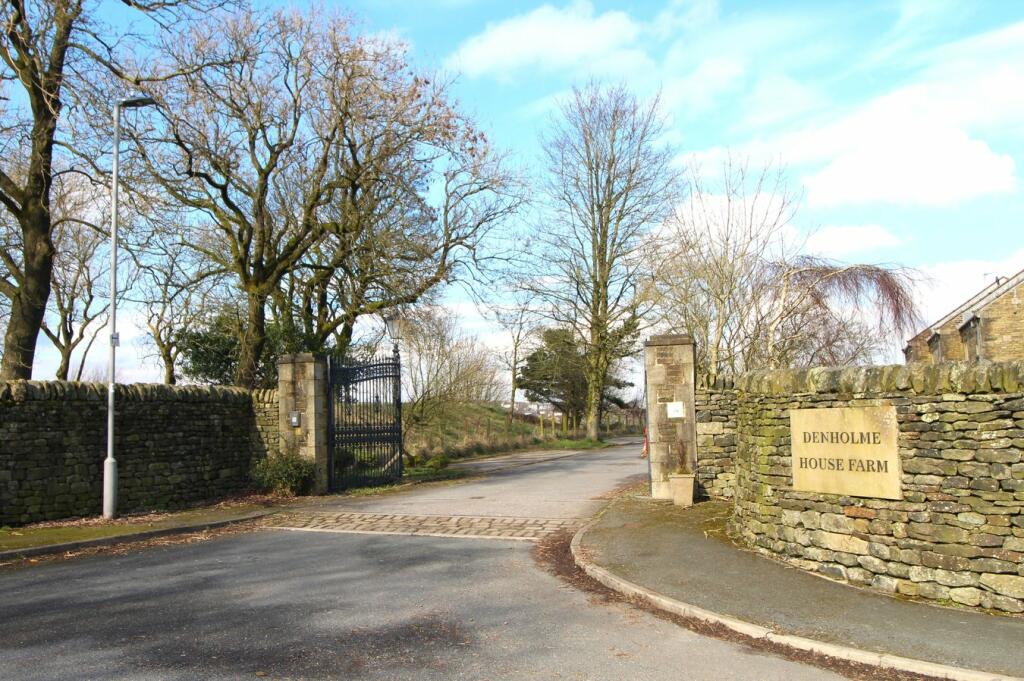 Additional property image - Denholme House Farm Drive, Denholme Gate, Bradford, BD13