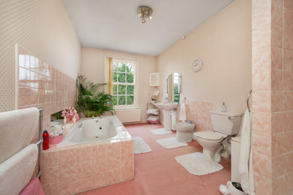 Additional property image - Marston-on-Dove Hilton Derby, Derbyshire, DE65 5GB