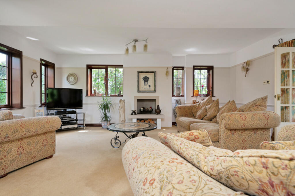 Additional property image - Doveridge Ashbourne, Derbyshire, DE6 5PA