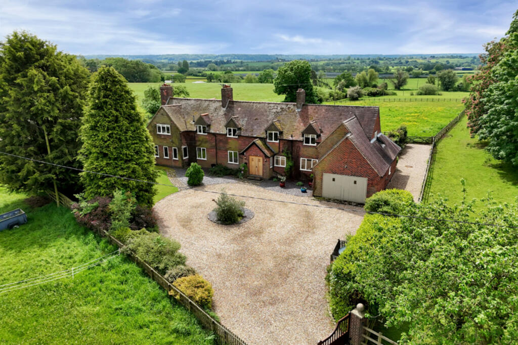 Additional property image - Doveridge Ashbourne, Derbyshire, DE6 5PA