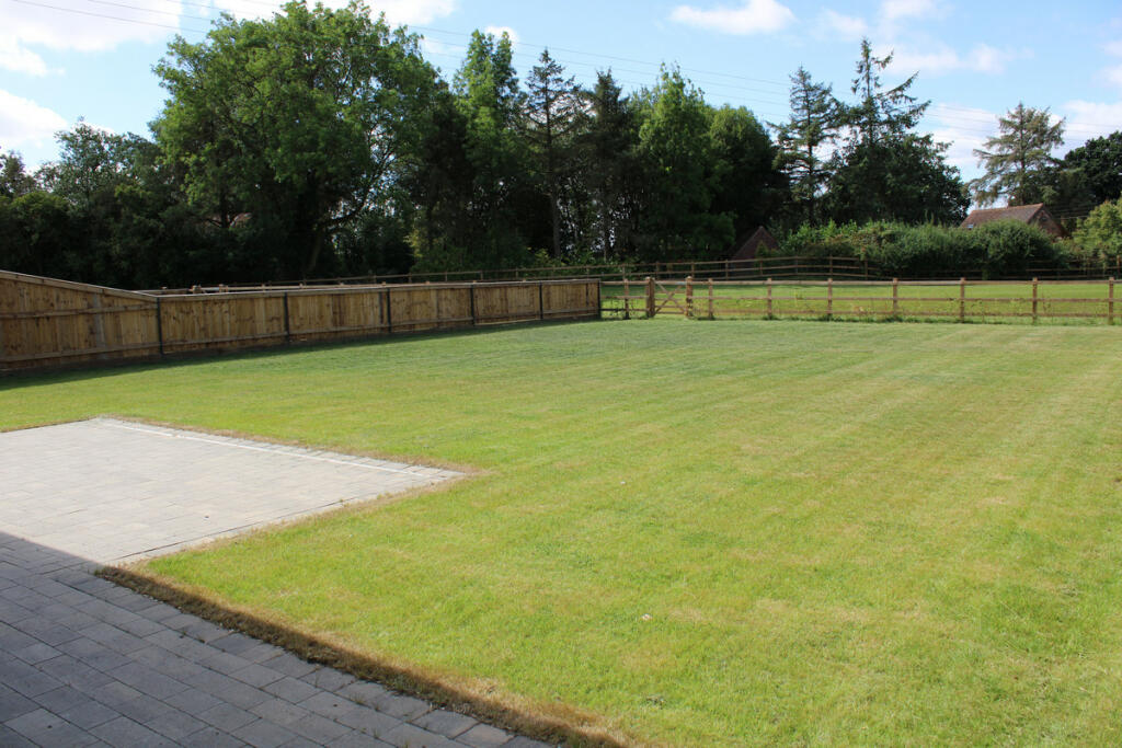 Additional property image - Back Lane, Meriden, CV7 7SU