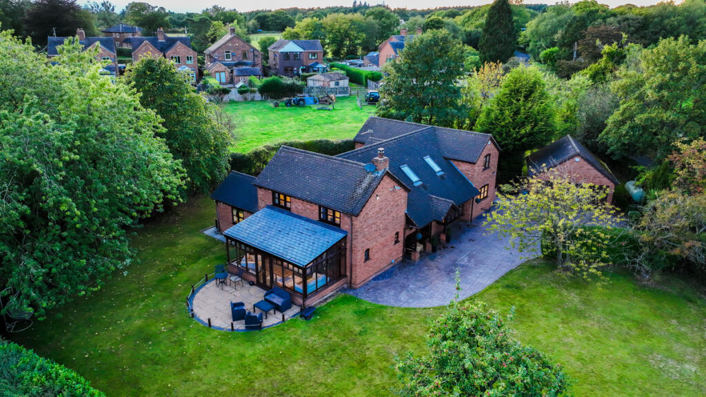 Main image of property: Moss Lane, Stone, Hilderstone ST15 8RQ