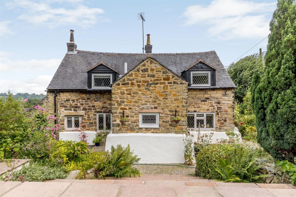 4 bedroom cottage for sale in Gun Lane, Nether Heage, Belper