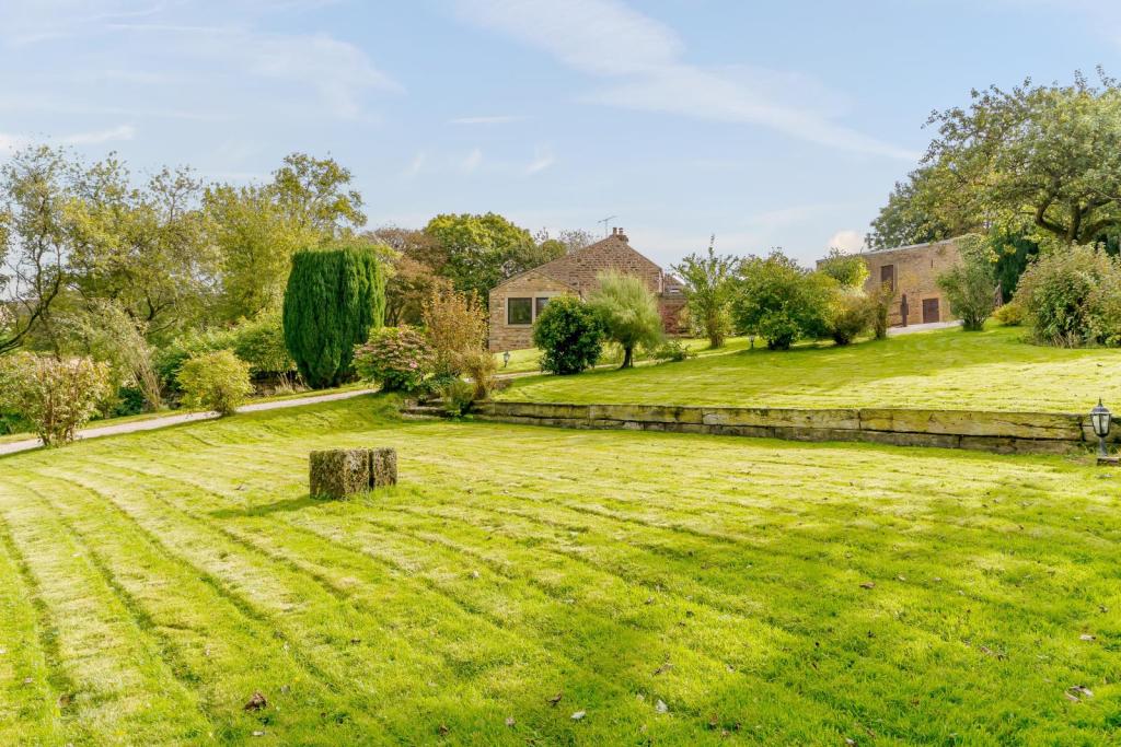 5 bedroom detached house for sale in Rowsley, Matlock, Derbyshire, DE4