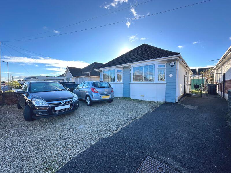 3 bedroom bungalow for sale in Herbert Avenue, Parkstone, Poole, BH12