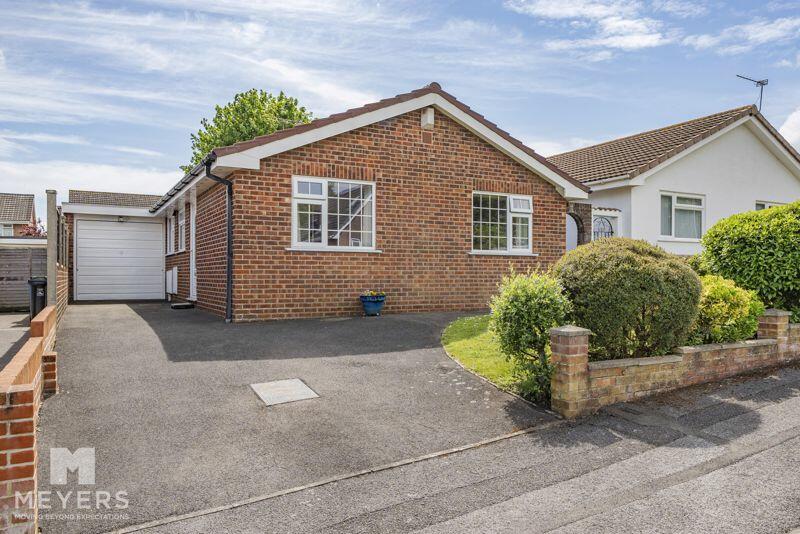 2 bedroom bungalow for sale in Cogdeane Road, Canford Heath, Poole, BH17