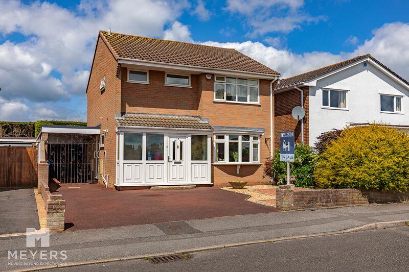 3 bedroom detached house for sale in Cogdeane Road, Canford Heath
