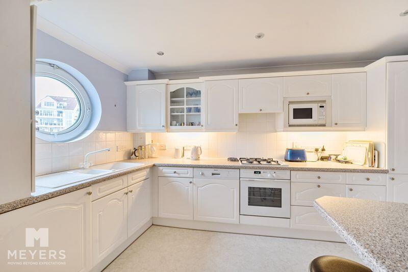 Additional property image - Lake Avenue, Hamworthy, Poole, BH15