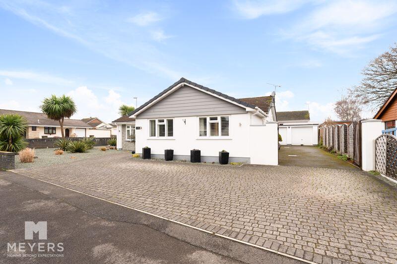 Additional property image - Ryan Close, Ferndown