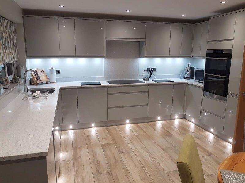 Additional property image - Ryan Close, Ferndown