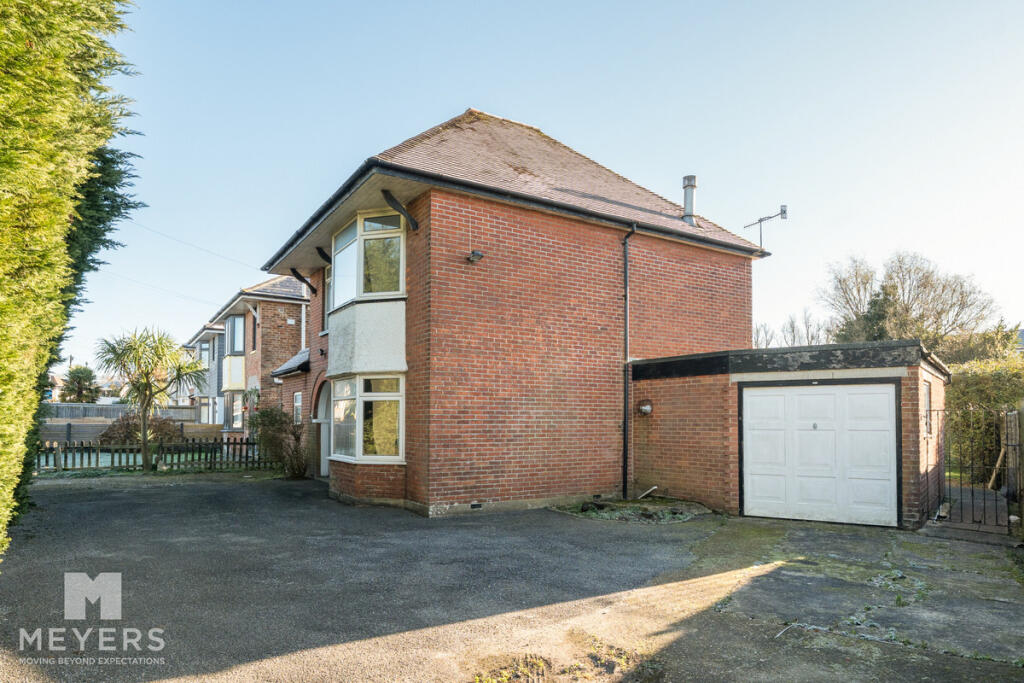 Main image of property: Hennings Park Road, Poole, BH15 3