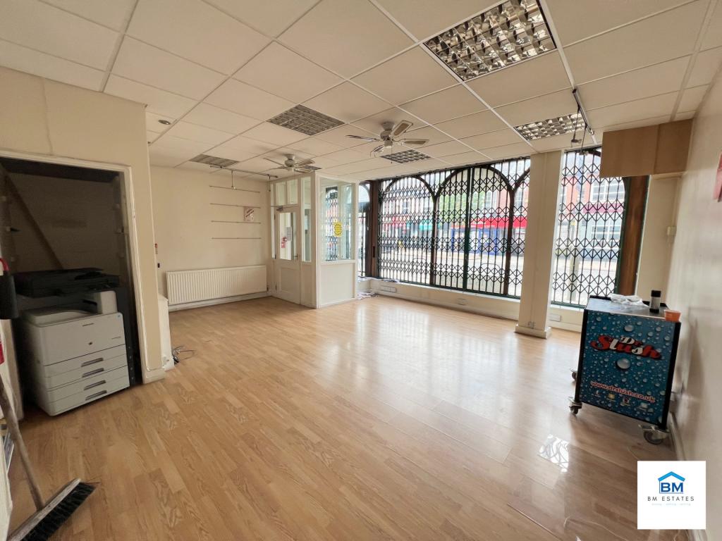 Commercial property for sale in Narborough Road, Leicester, LE3