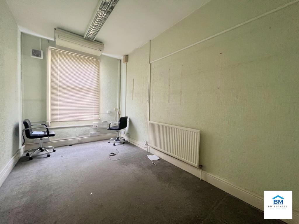 Commercial property for sale in Narborough Road, Leicester, LE3