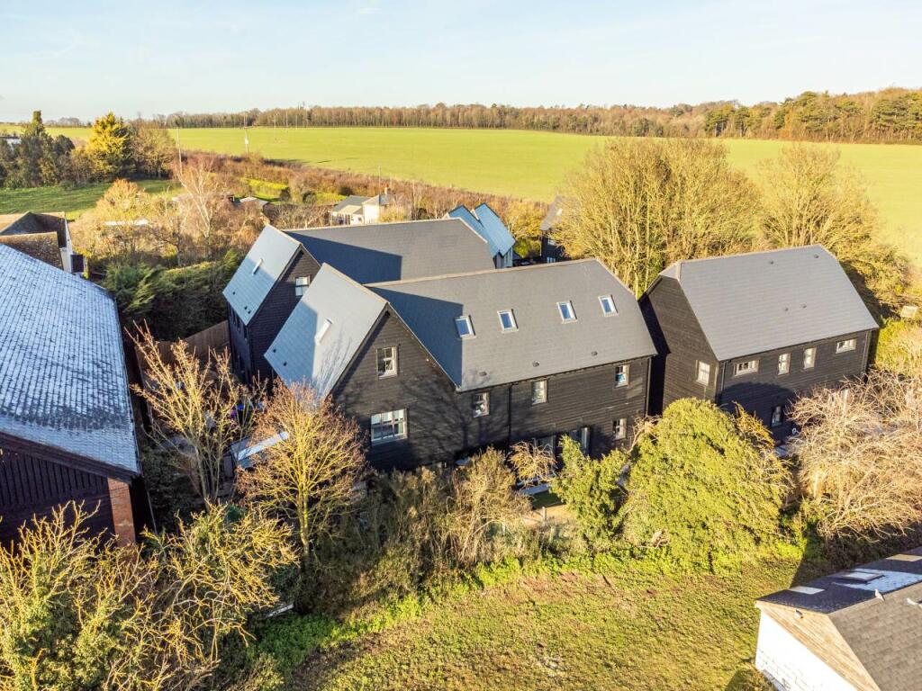 4 bedroom house for sale in Tavern Close , Barkway road , Royston, SG8