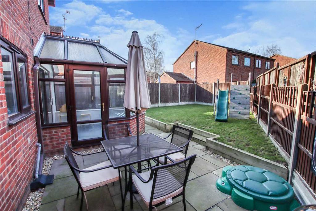 3 bedroom detached house for sale in Malham Drive, Lincoln, LN6