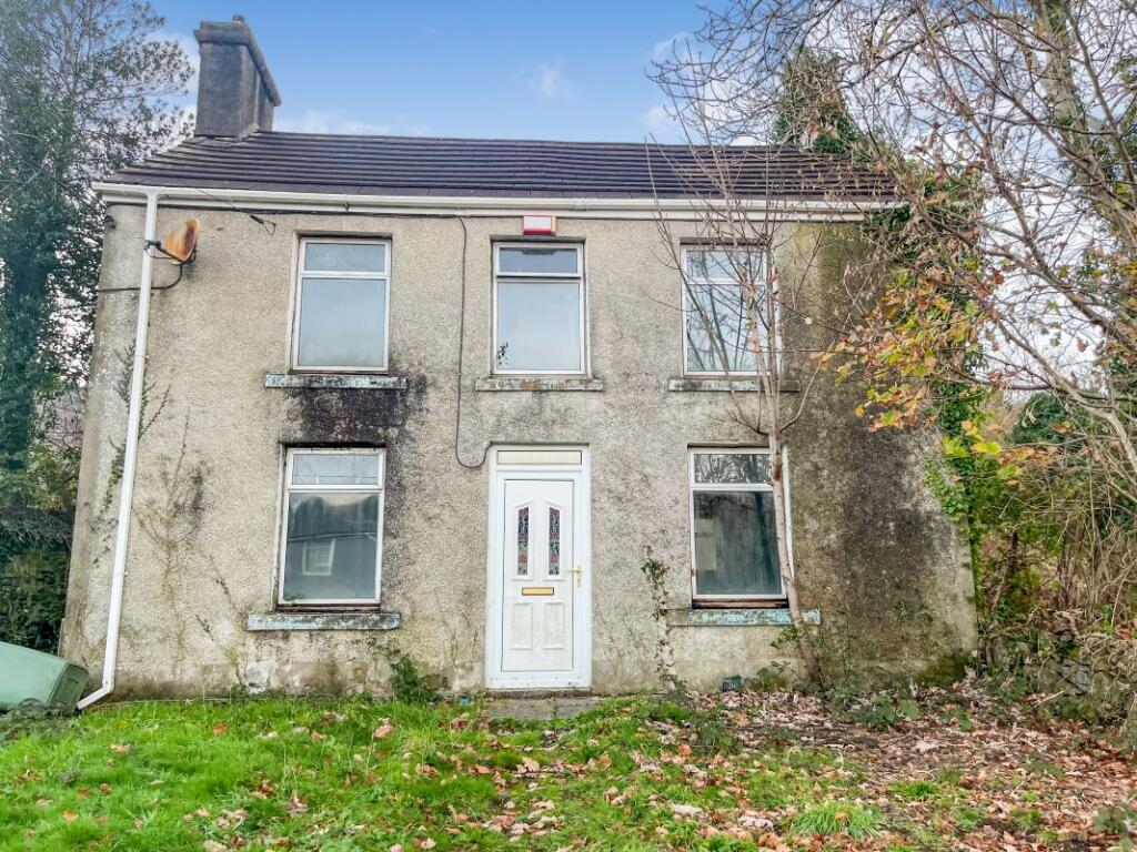 Main image of property: 27 Treforgan Road, Crynant, Neath, West Glamorgan, SA10 8PW