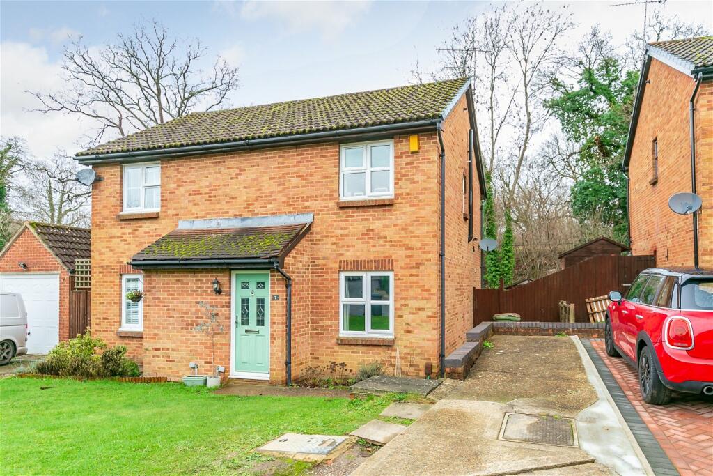 2 bedroom semidetached house for sale in Wells Road, Merrow Park, GU4