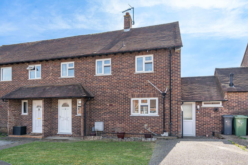 Main image of property: Banders Rise, Merrow, GU1